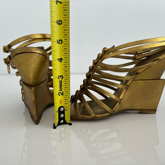 YVES SAINT LAURENT BRONZE GOLD GLADIATOR WEDGE SANDALS SIZE IT 37.5 / US 7.5 - Picture 16 of 17